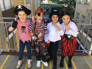 2022-pirate-day-gallery-06