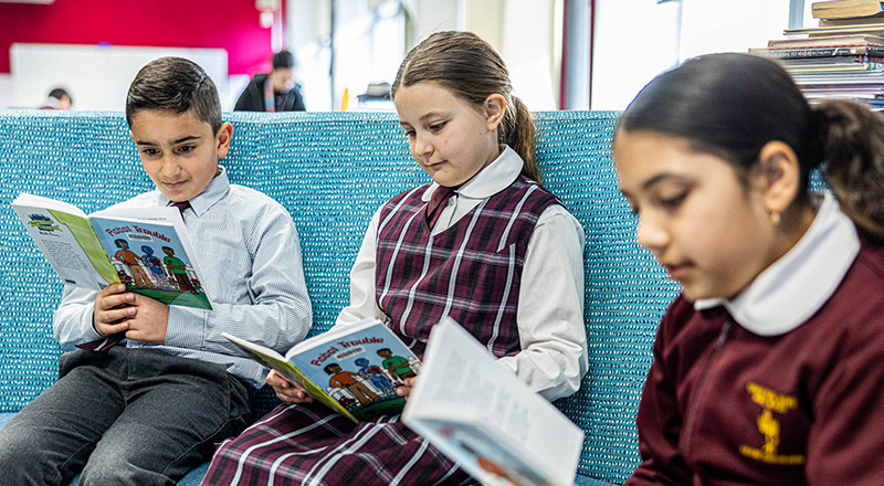 students reading at Christ the King Catholic Primary School North Rocks