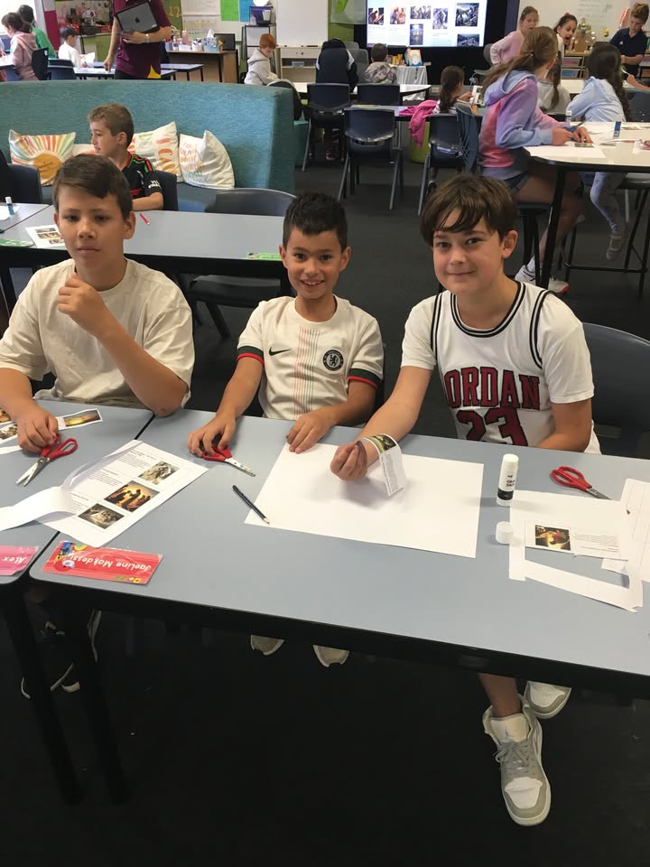 752139413580447_1442403391220709-1