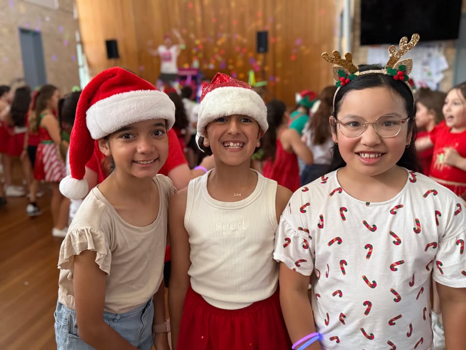 752139413580447_1449259823868399-1