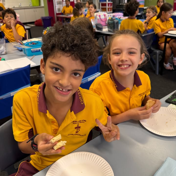 752139413580447_1519636980164016-1