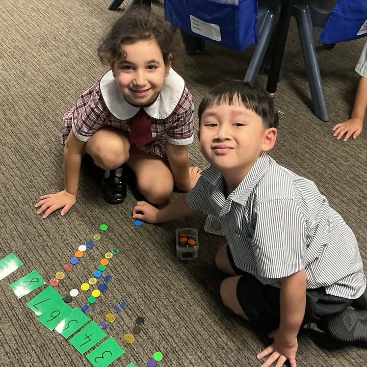 752139413580447_1521489256645455-1