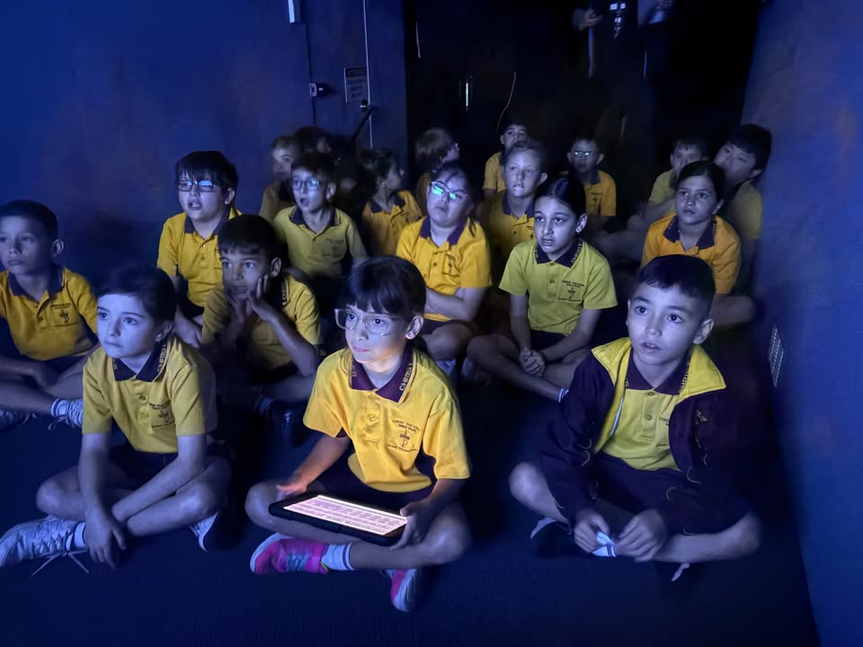 752139413580447_1547756740685373-1